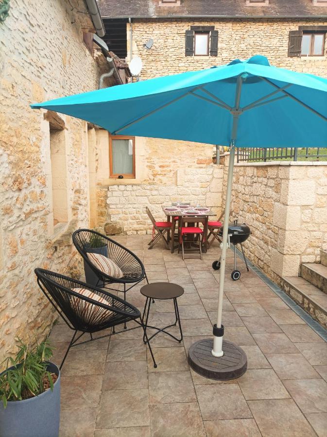 Le Clos De La Musardise - Gites De Charme Avec Piscine Chauffee Salignac Eyvigues エクステリア 写真