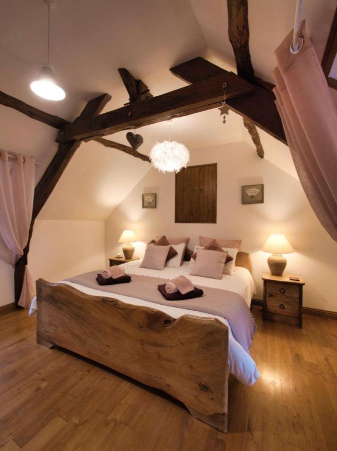 Le Clos De La Musardise - Gites De Charme Avec Piscine Chauffee Salignac Eyvigues エクステリア 写真