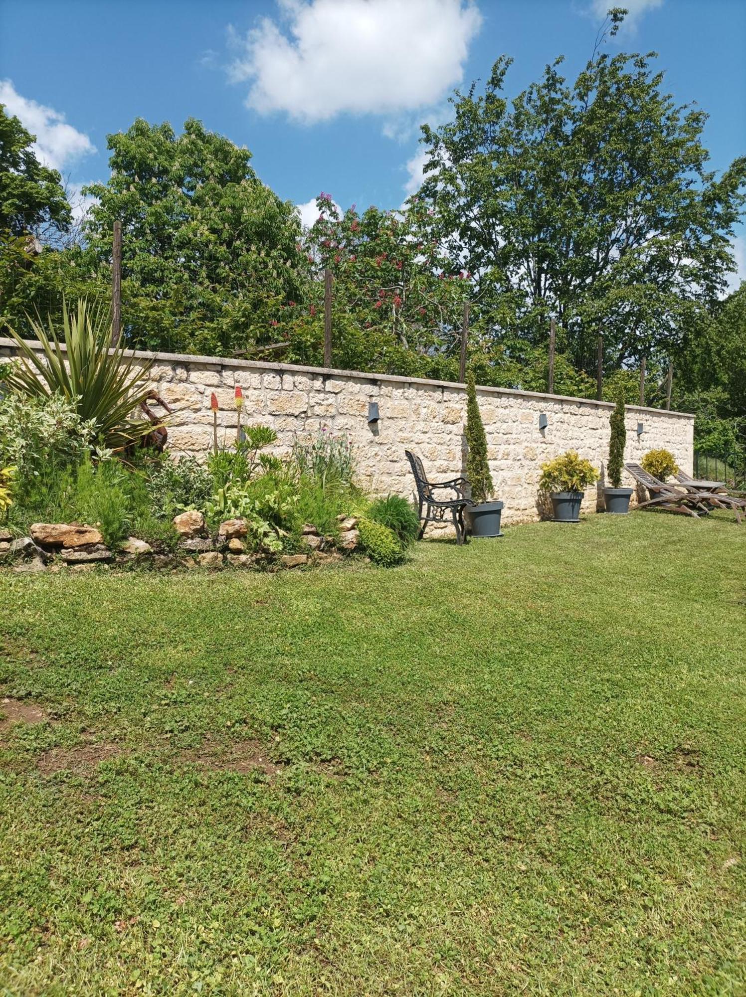 Le Clos De La Musardise - Gites De Charme Avec Piscine Chauffee Salignac Eyvigues エクステリア 写真
