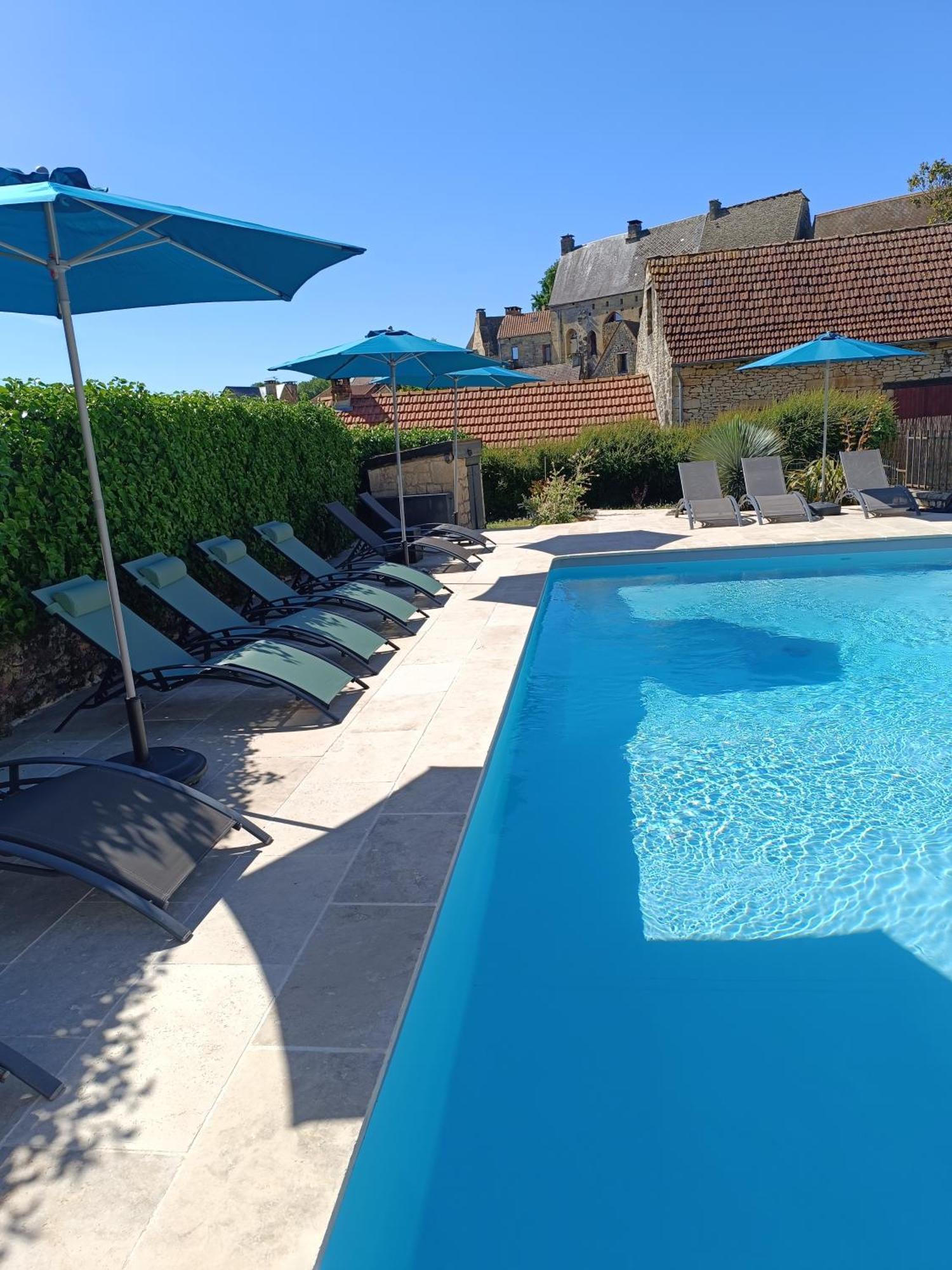 Le Clos De La Musardise - Gites De Charme Avec Piscine Chauffee Salignac Eyvigues エクステリア 写真